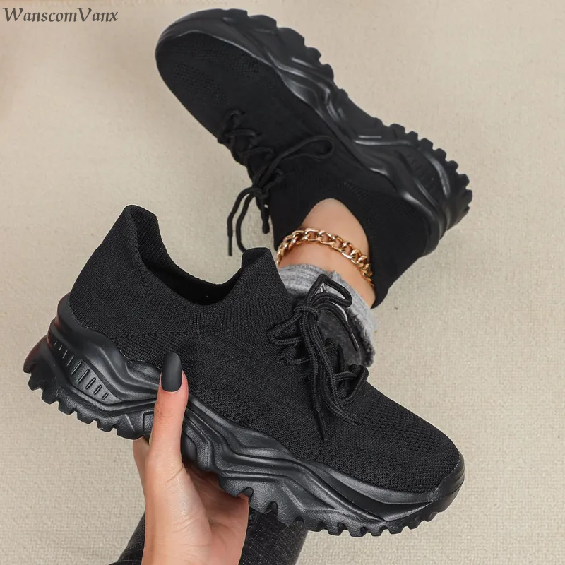 Sneakers con Plateau alla Moda - Knit Fabric Lace Up Sneakers recensione e prezzo